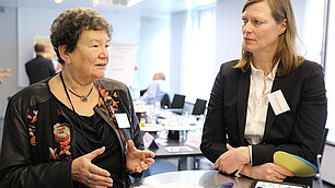 Prof. Dr. Dagmar Schipanski, Landtagsprädentin a.D. und Dr. Meike Zwingenberger, Geschäftsführerin Bayerische Amerika Akademie (v. l.)