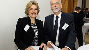 Angelique Renkhoff-Mücke und Dr. Thomas Klein von WAREMA Renkhoff SE