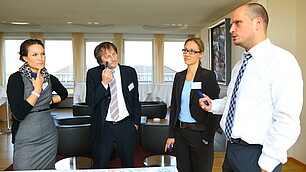 Katharina Hörner, Prof. Dr. Jürgen Weibler, Prof. Dr. Claudia Peus und Prof. Dr. Dominik Enste (v. l)