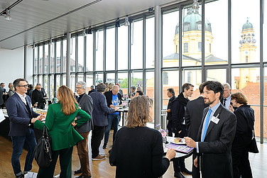 Meet & Greet als Auftakt zur Preisverleihung im Literaturhaus München